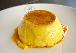 Jordi Cruz explica cómo cocina el flan con la receta que le ha enseñado Pepe Rodríguez: «Quedan perfectos»