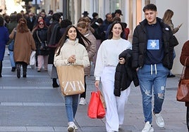 Una colombiana que vive en España, contundente al hablar de la ropa de las mujeres en nuestro país: «Aquí se puede»