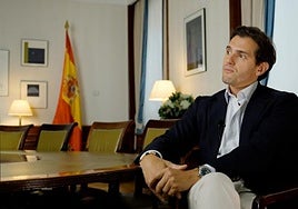 Albert Rivera, expolítico: «Ni cuando te caes debes pensar que te has caído, sino levantarte para volver a volar»