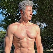 Jorge Fernández indica los alimentos que ha eliminado de su dieta para mantenerse en forma a los 53 años: «Lo intento evitar»