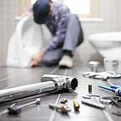 Emanuele Armeli Moccia, fontanero italiano que trabaja en España: «He llegado a facturar en un día 2.500 euros»