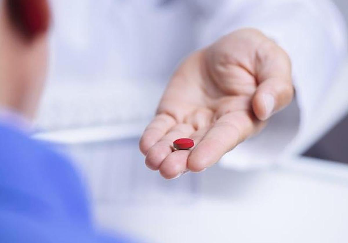 Sanidad lanza una alerta sanitaria y retira varios lotes de un medicamento para tratar el hiper e hipotiroidismo