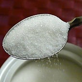 La OMS incluirá el aspartamo, presente en refrescos y chicles, como posible cancerígeno