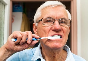 Así tienes que cuidar tus dientes para mantener el cerebro joven