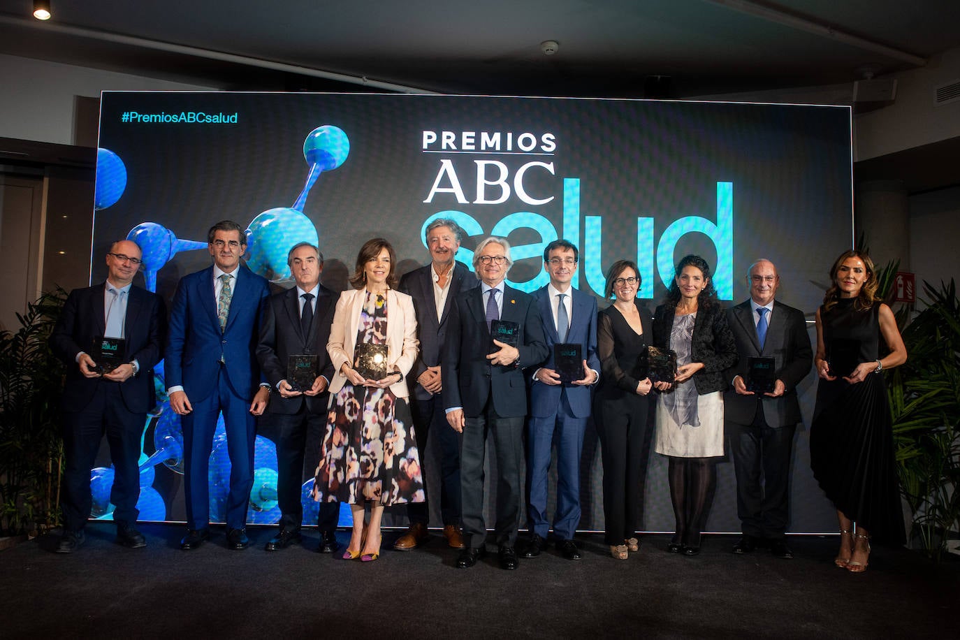 Foto de familia de los premiados
