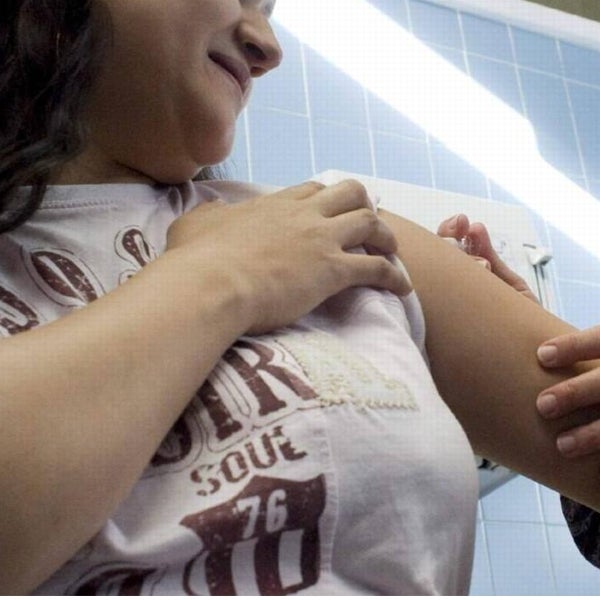 Paralizan un ensayo en embarazadas con la vacuna de la bronquiolitis por el riesgo de parto prematuro