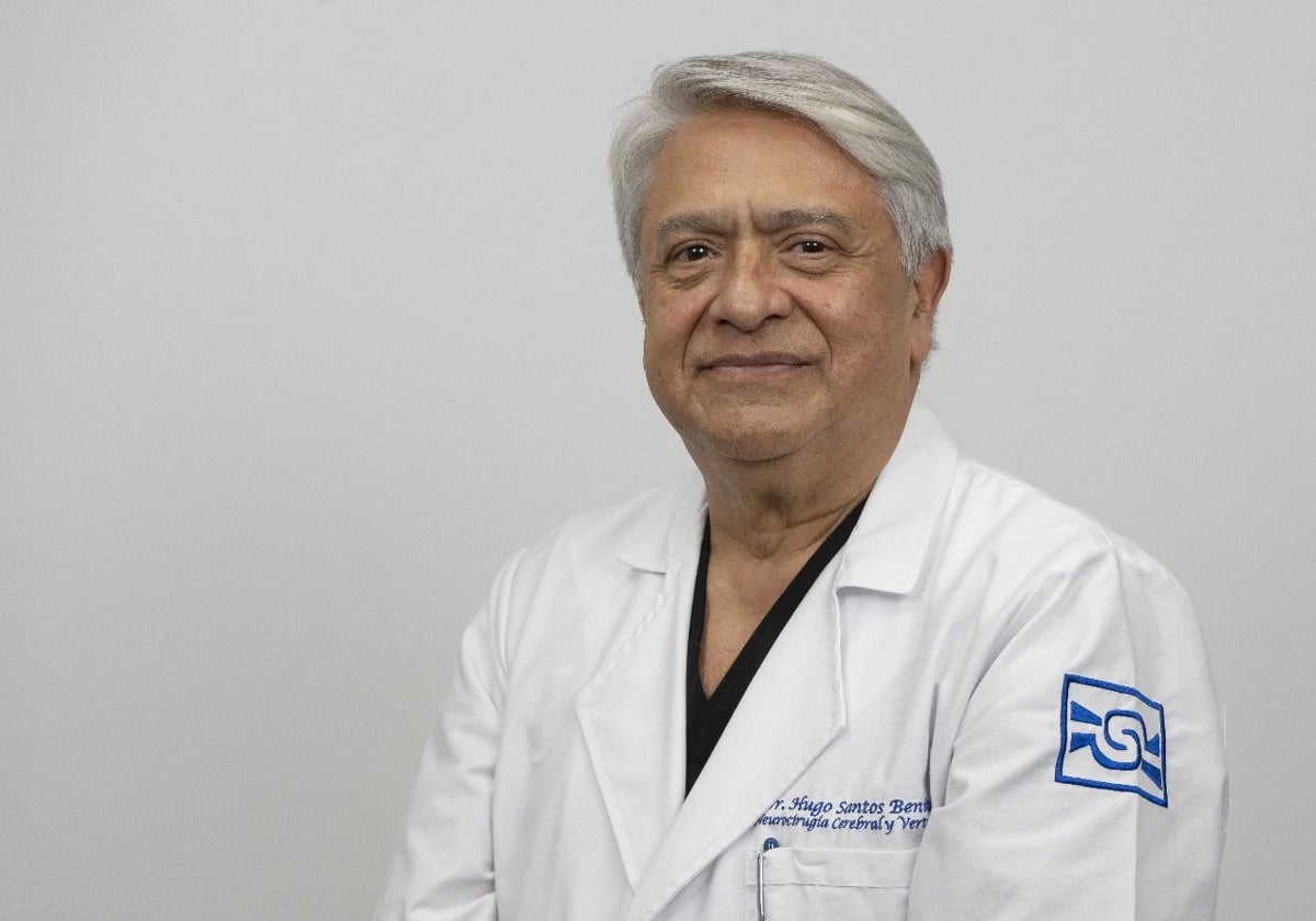 El Dr. Hugo Santos Benítez