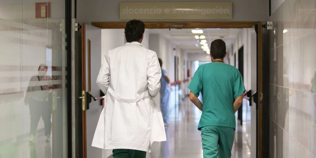 La mayoría de los médicos valoran muy positivamente su experiencia de trabajo en la sanidad privada