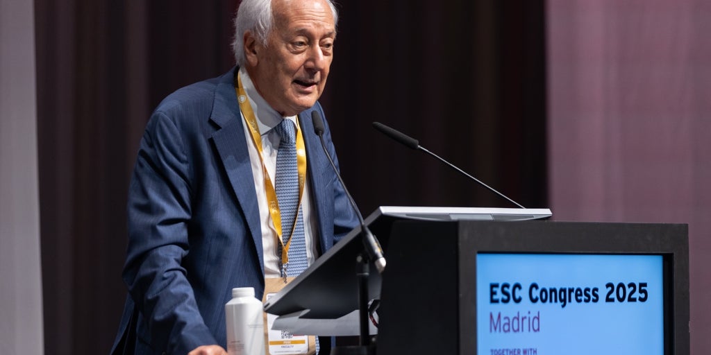 Filippo Crea, cardiólogo : «La evidencia crece, las vacunas reducen eventos cardiovasculares»