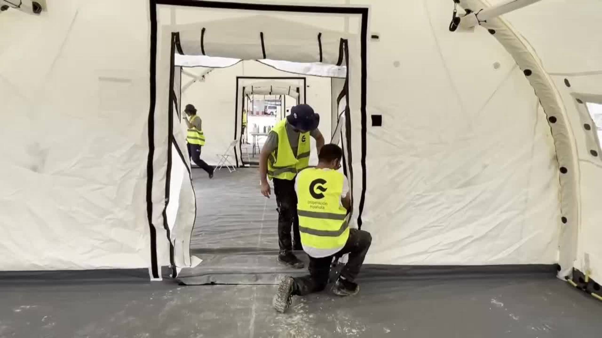 El hospital de campaña español de la ciudad jamaicana de Falmouth se prepara para atender pacientes