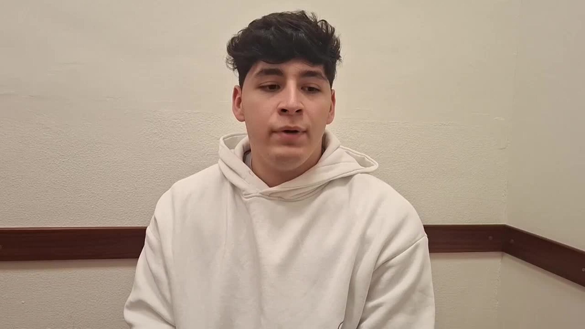 La campana vencedora del cáncer llega al colegio:Samu y Cristina, historias de superación