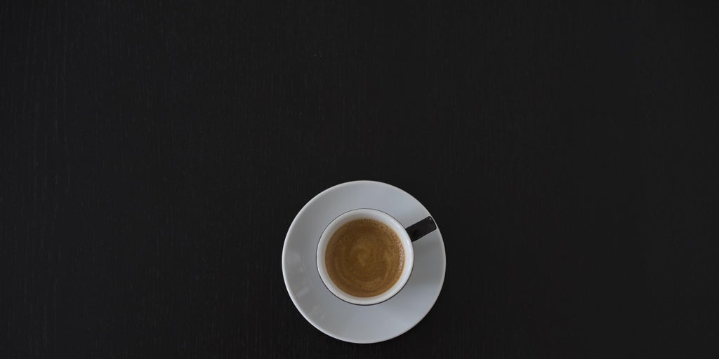 Ni descafeinado ni infusiones: el café es el mejor aliado contra la demencia