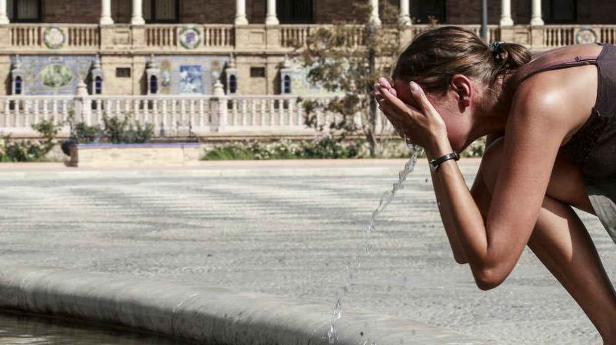 Sevilla se prepara para la segunda ola de calor del verano este fin de semana