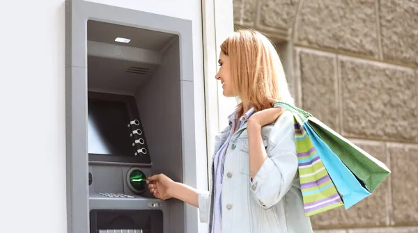 El nuevo límite de dinero que se puede retirar del cajero automático