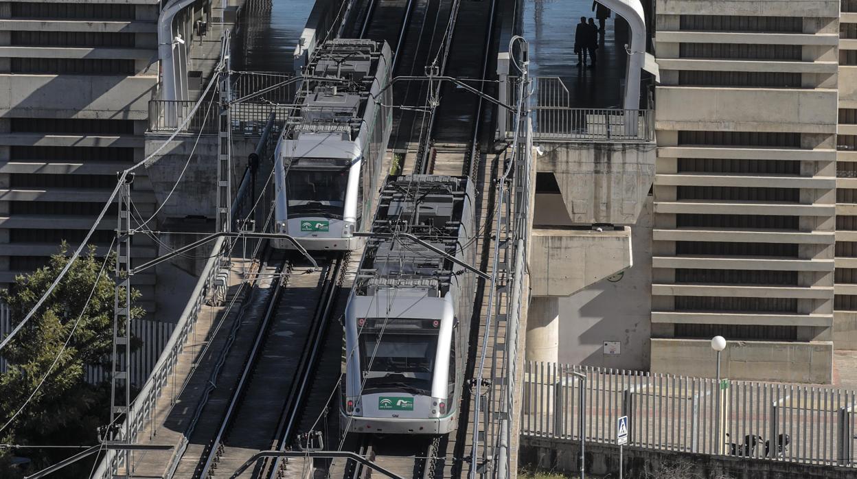 El alcalde reivindica con 'Sevilla Quiere Metro' la asignación de fondos europeos y el convenio de la línea 3