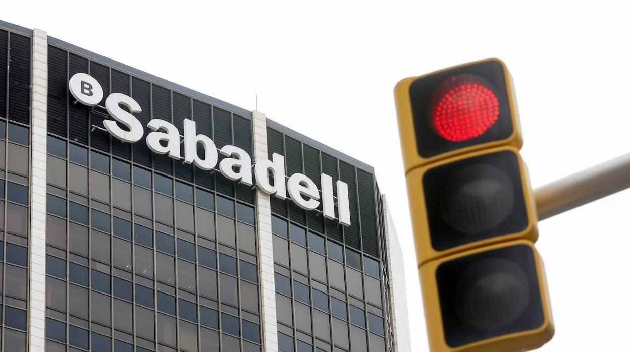 El volumen de negocio de Banco Sabadell supera los 19.450 millones de euros en la Territorial Sur