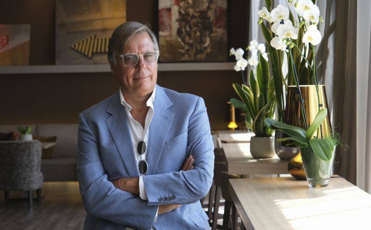 José Carlos Escribano posa para ABC en el hotel AC Málaga Palacio