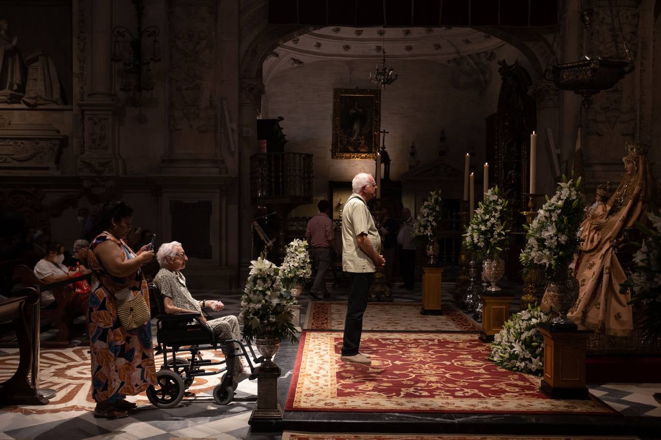Besamanos a la Virgen de los Reyes