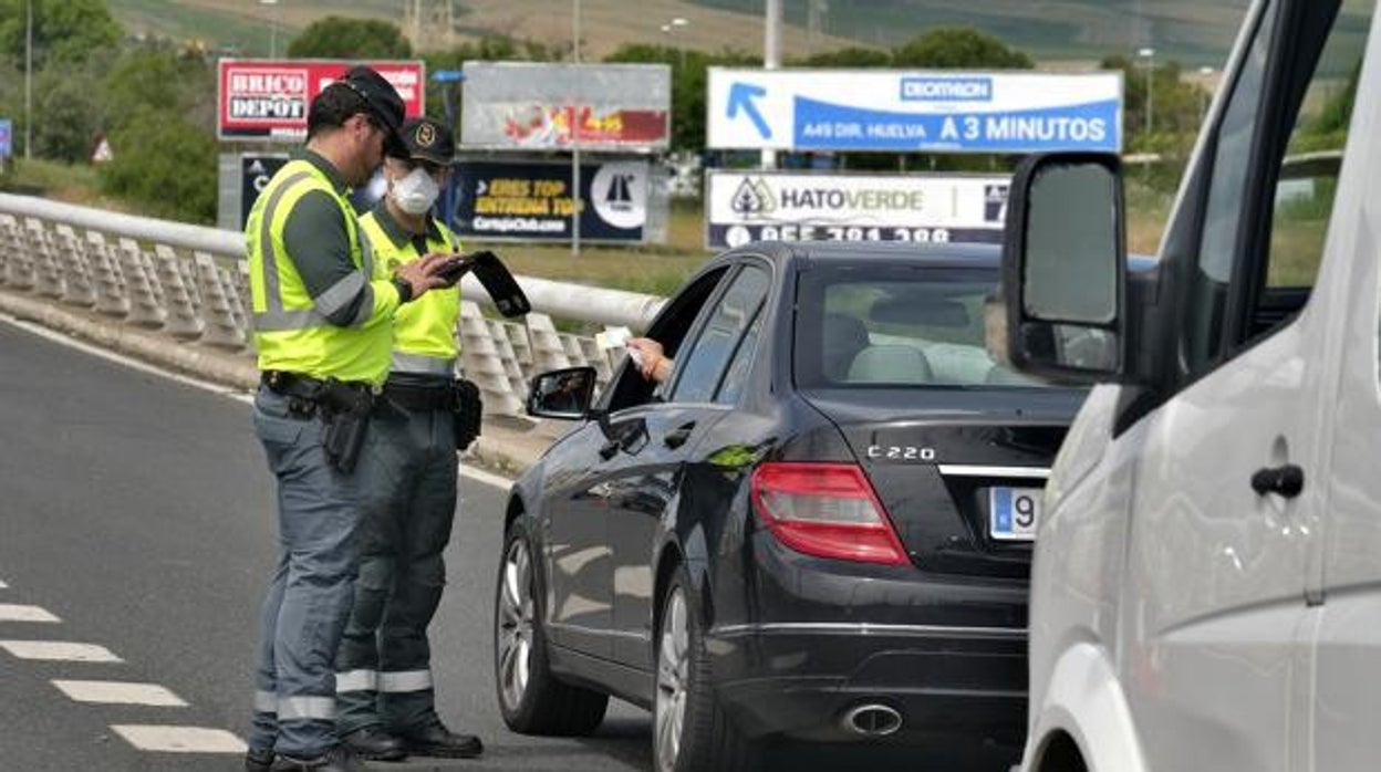 Las multas por conducir bajo los efectos del alcohol en Sevilla se disparan un 37% en un año