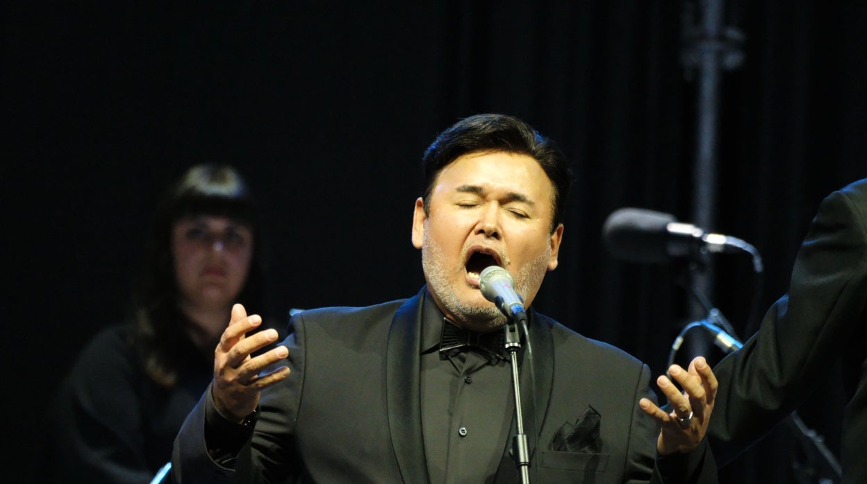 Javier Camarena clausura el Tío Pepe Festival con una noche deliciosa