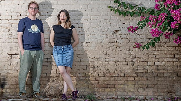 Los dos autores han apostado por la ciencia ficción juvenil, un género poco explorado