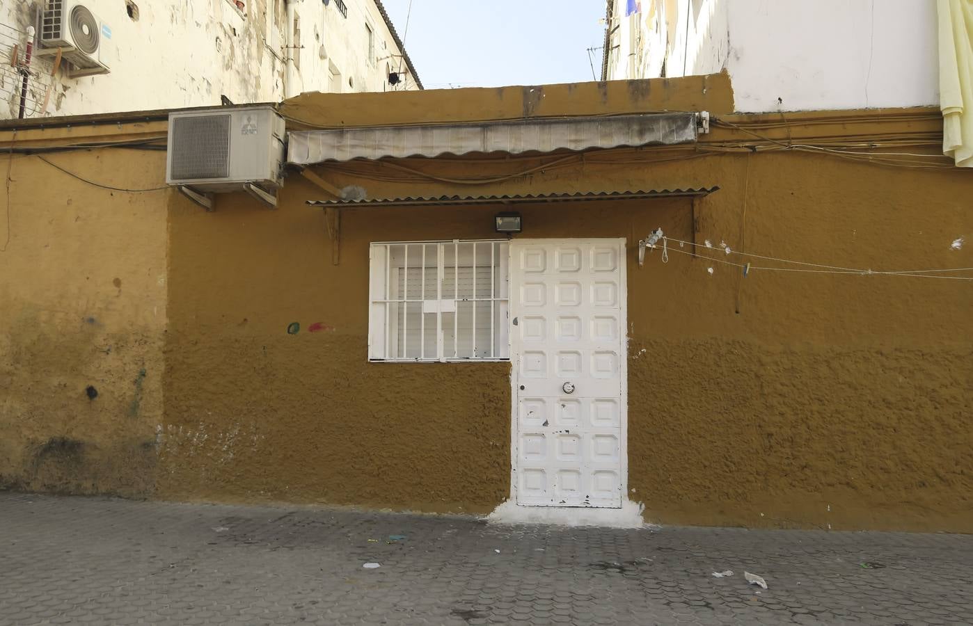 Las llamadas ventanitas son un tipo de mercado negro muy asentado en Sevilla