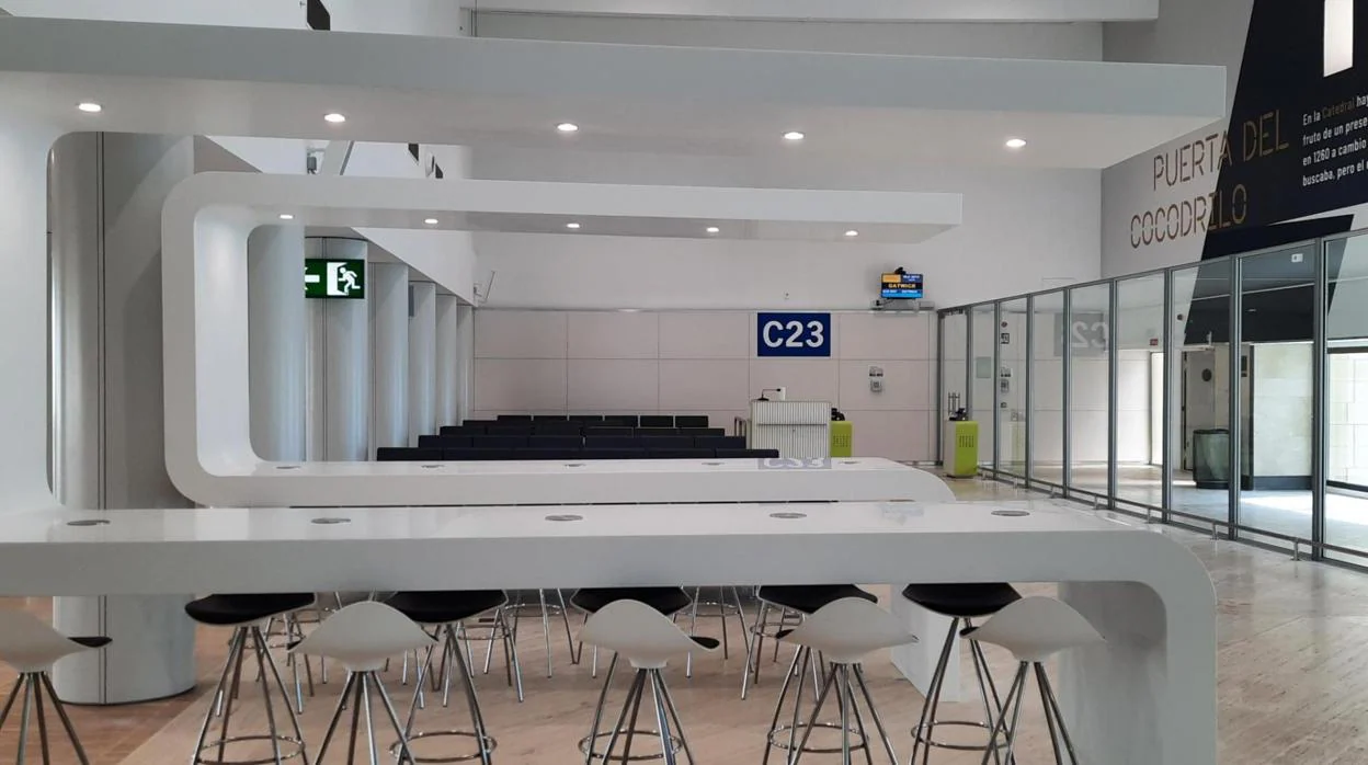 Entra en servicio la nueva zona de salidas internacionales del aeropuerto de Sevilla