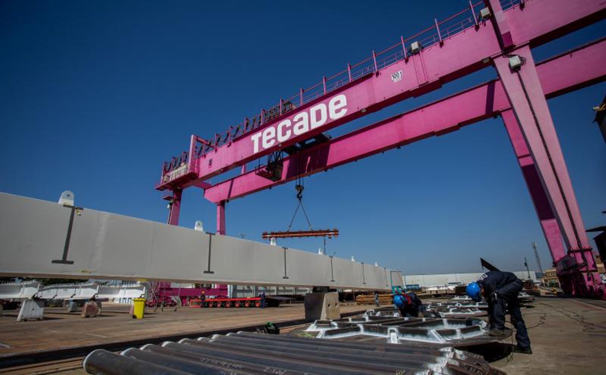 Exteriores de los talleres de Tecade donde se construirán las subestaciones eléctricas