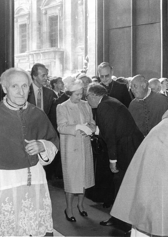 Visita de la Reina Isabel II y el Duque de Edimburgo a Sevilla en 1988