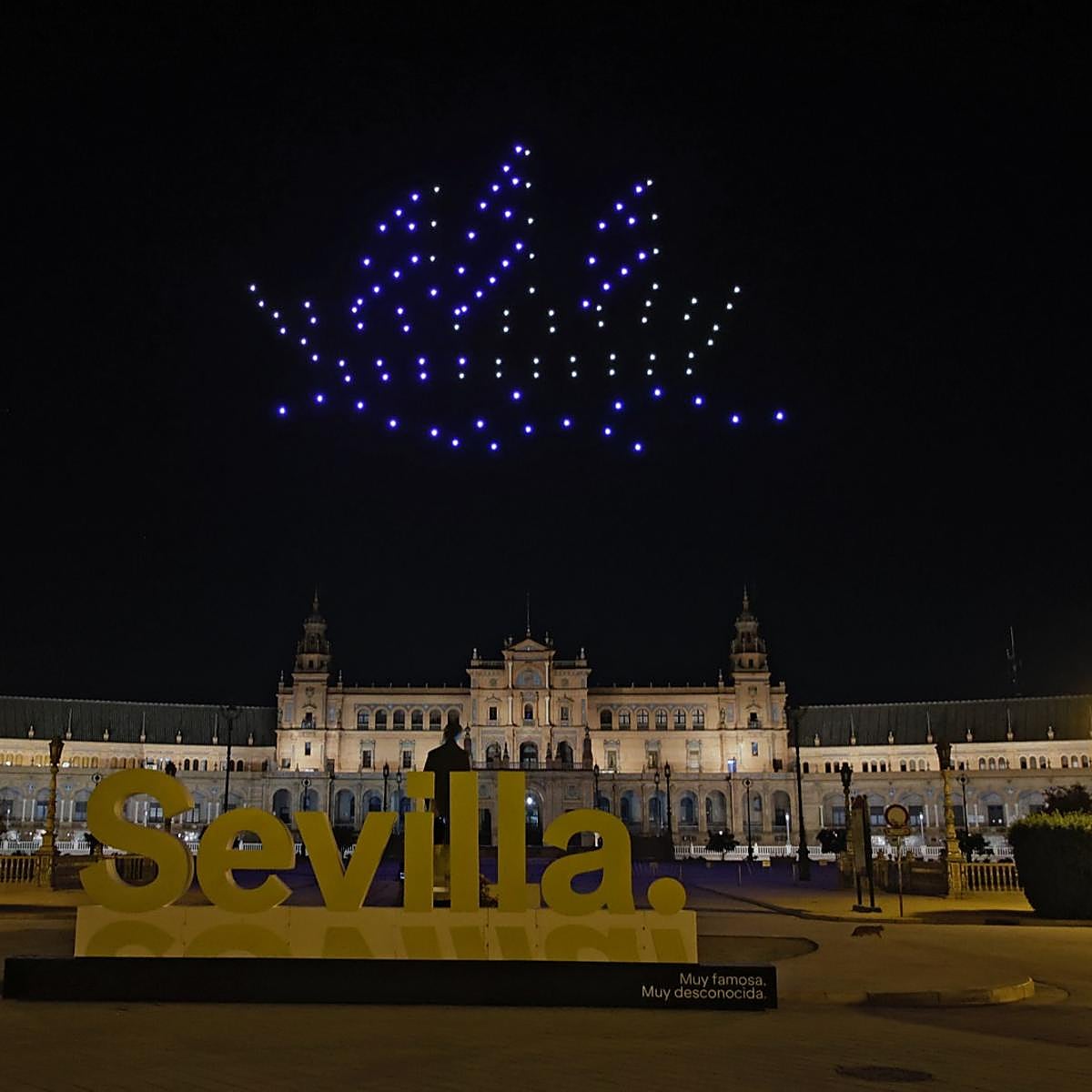 El espectáculo de drones de la Plaza de España se suspende por razones de seguridad