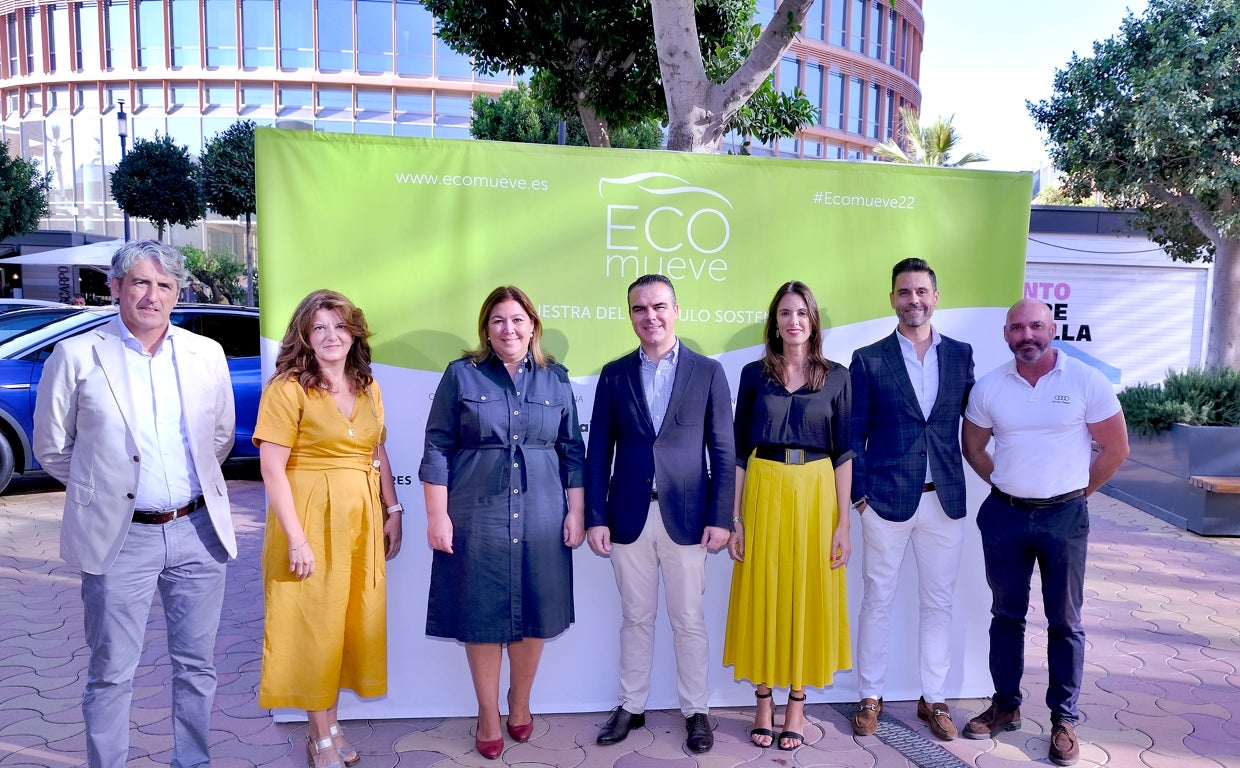 De izquierda a derecha: Juan Antonio Molina, Ángela Laborda, Gema Moreno, José Luis Peña, Zoila Borrego, Raúl Tarragó y Sergio Guerrero