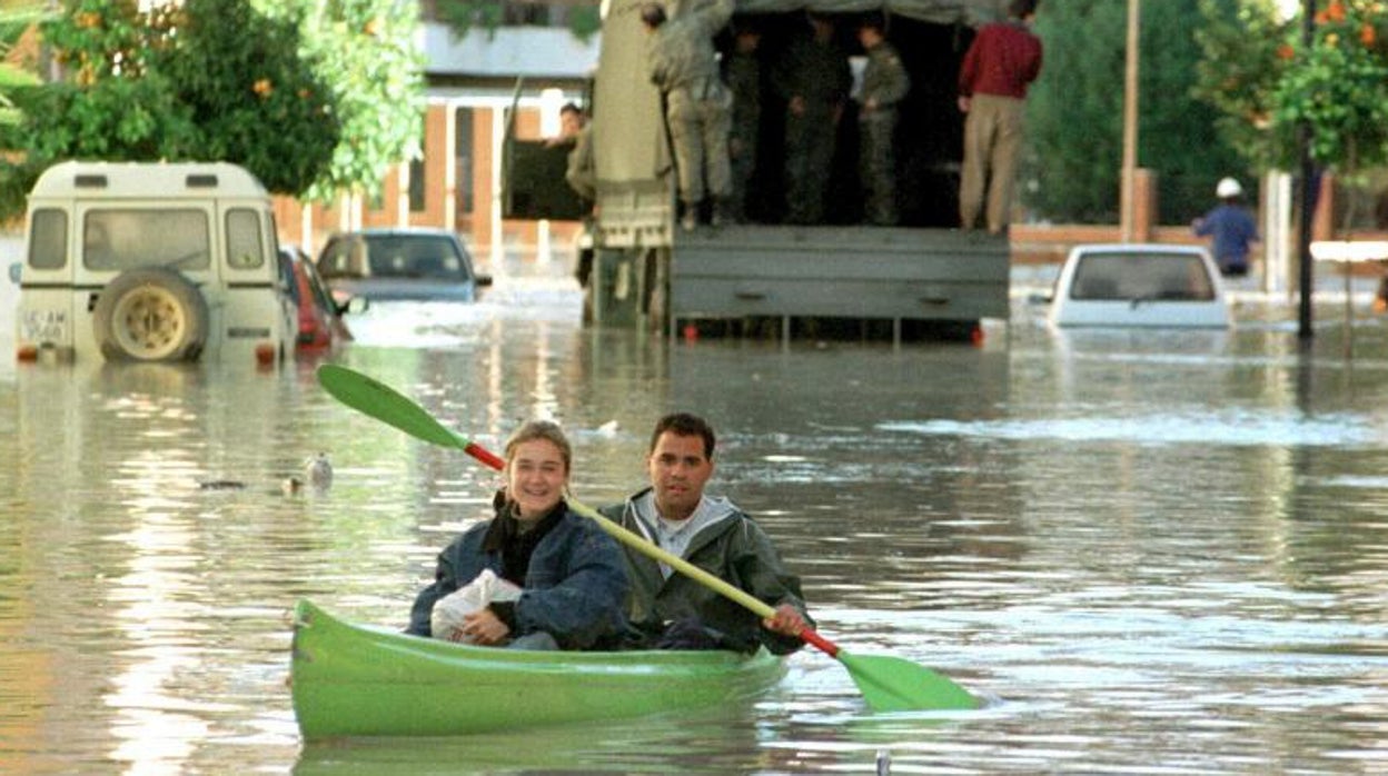 Écija dispondrá de cuatro millones de euros de la UE para evitar las inundaciones del Genil