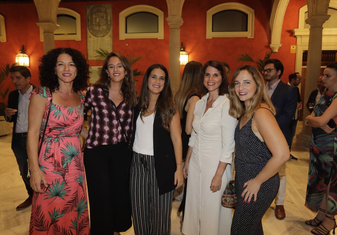 Marian Bueno, Blanca Pérez, Emma Pintado, Rocío Vázquez y Laura Liñán