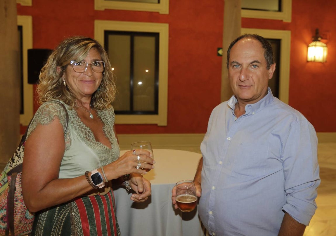 María Dolores Borrás y Miguel Bautista