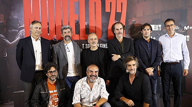 El mundo de la cultura se vuelca en el preestreno de &#039;Modelo 77&#039; en Sevilla