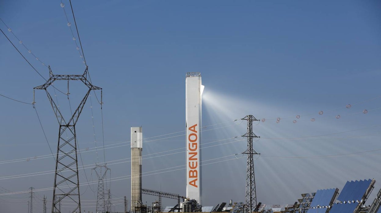 Abengoa dejará de cotizar en bolsa el 26 de septiembre tras dos años suspendida