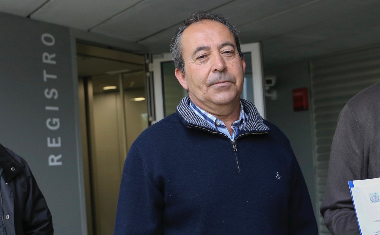 El presidente de la Asociación Hispalense Solidaridad del Taxi, Antonio Velarde