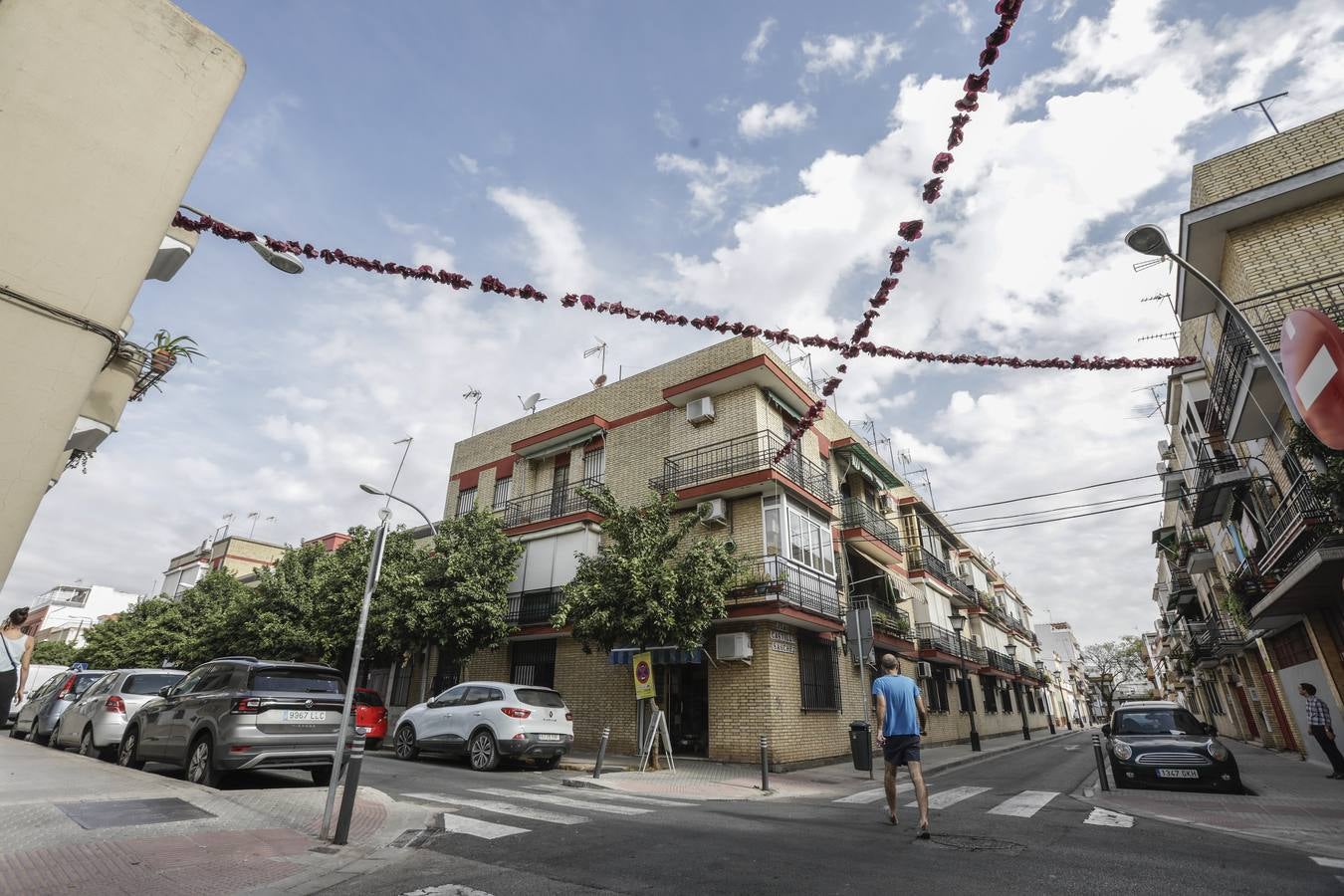 El barrio sevillano del Cerro del Águila se prepara para la salida extraordinaria de la Virgen de los Dolores