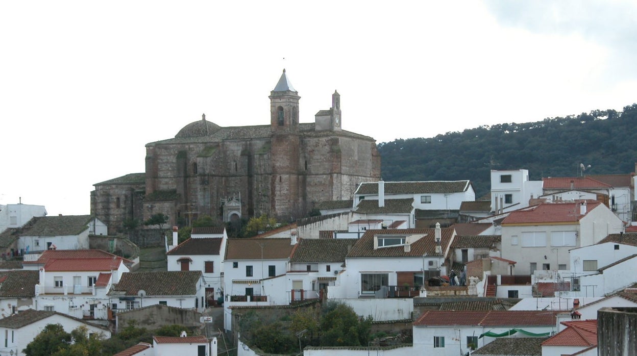 Hallan un cadáver en El Castillo de las Guardas que podría ser el de un anciano desaparecido en 2018