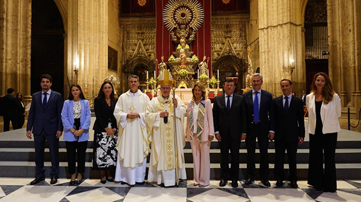 El Arzobispo de Sevilla celebra la acción de gracias del aniversario institucional de los colegios Adharaz-Altasierra