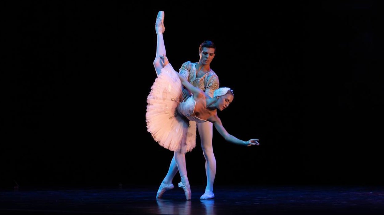 Homenaje a Alicia Alonso en el Teatro de la Maestranza de Sevilla