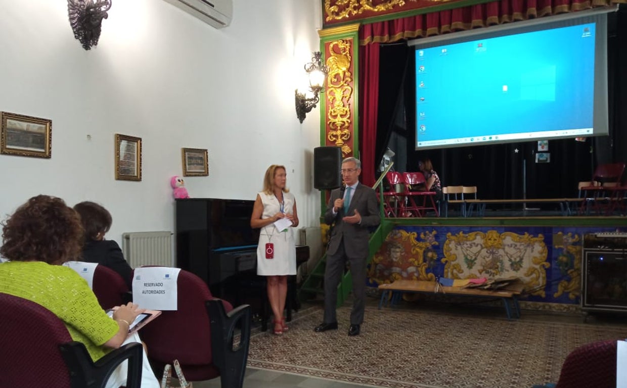 Miguel Ángel Arauz y Sonsoles Salazar en el José María del Campo este lunes