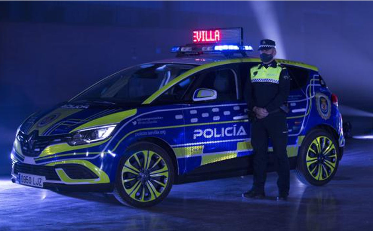 Presentación de los nuevos coches de la Policía Local donde se incorporaron las cámaras de vigilancia