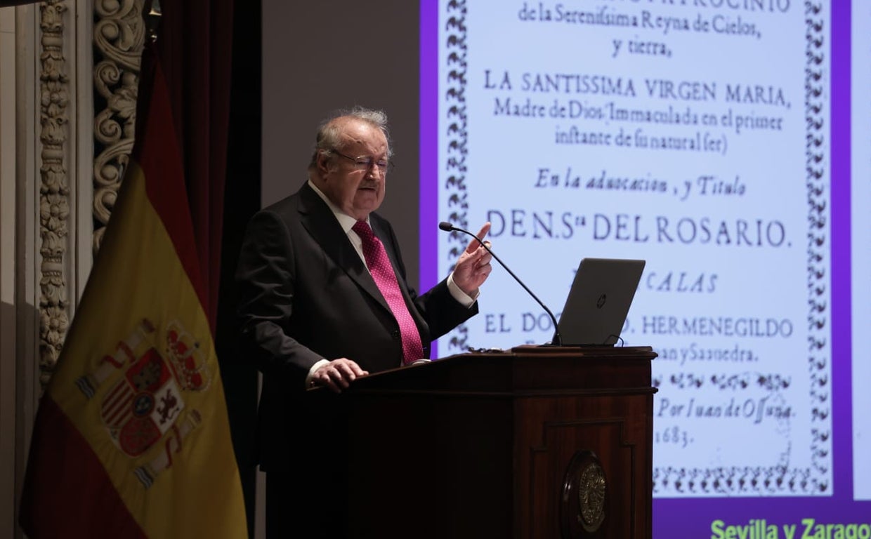 Ramón María Serrera durante su conferencia