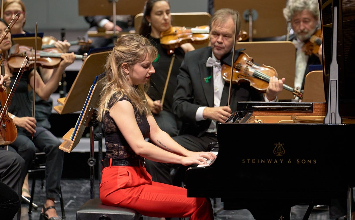 Lisa de la Salle durante el primero de los cuatro conciertos que hará estos días con la ROSS