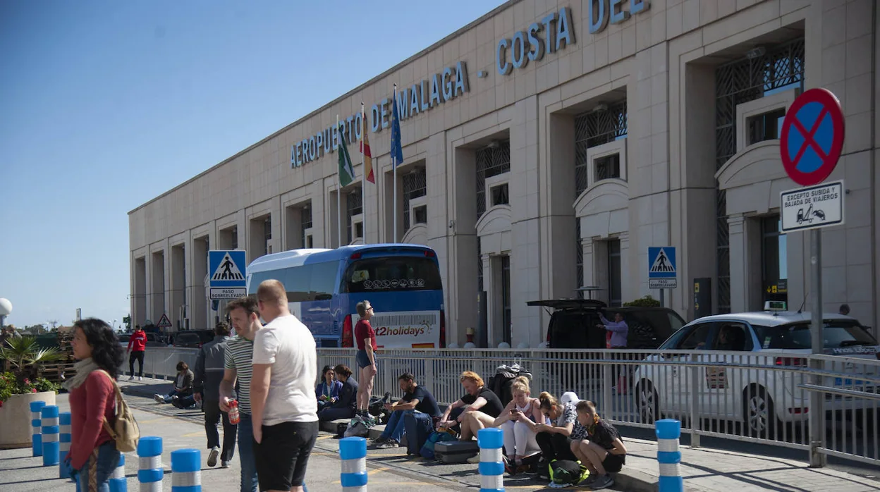 Sevilla se queda sin vuelo directo a Nueva York, que recupera el aeropuerto de Málaga