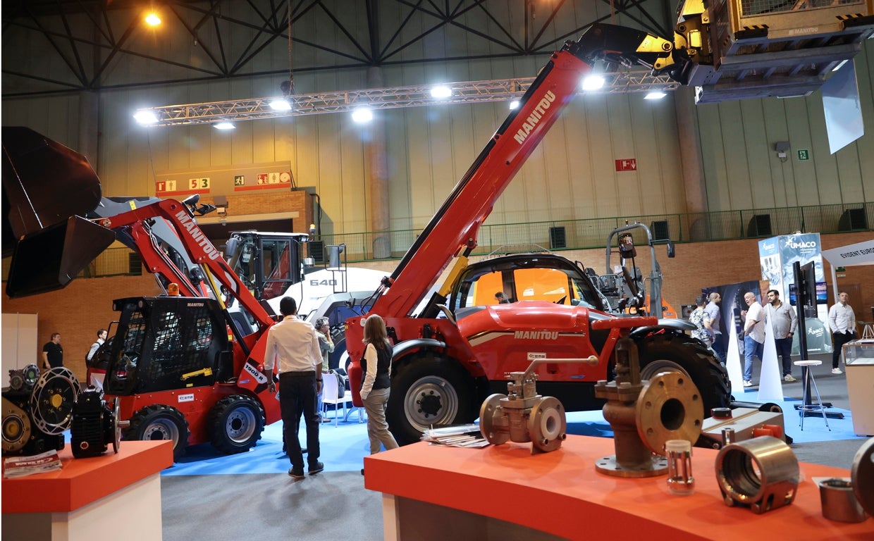 Maquinaria pesada en la zona de exhibición del Mining and Minerals Hall