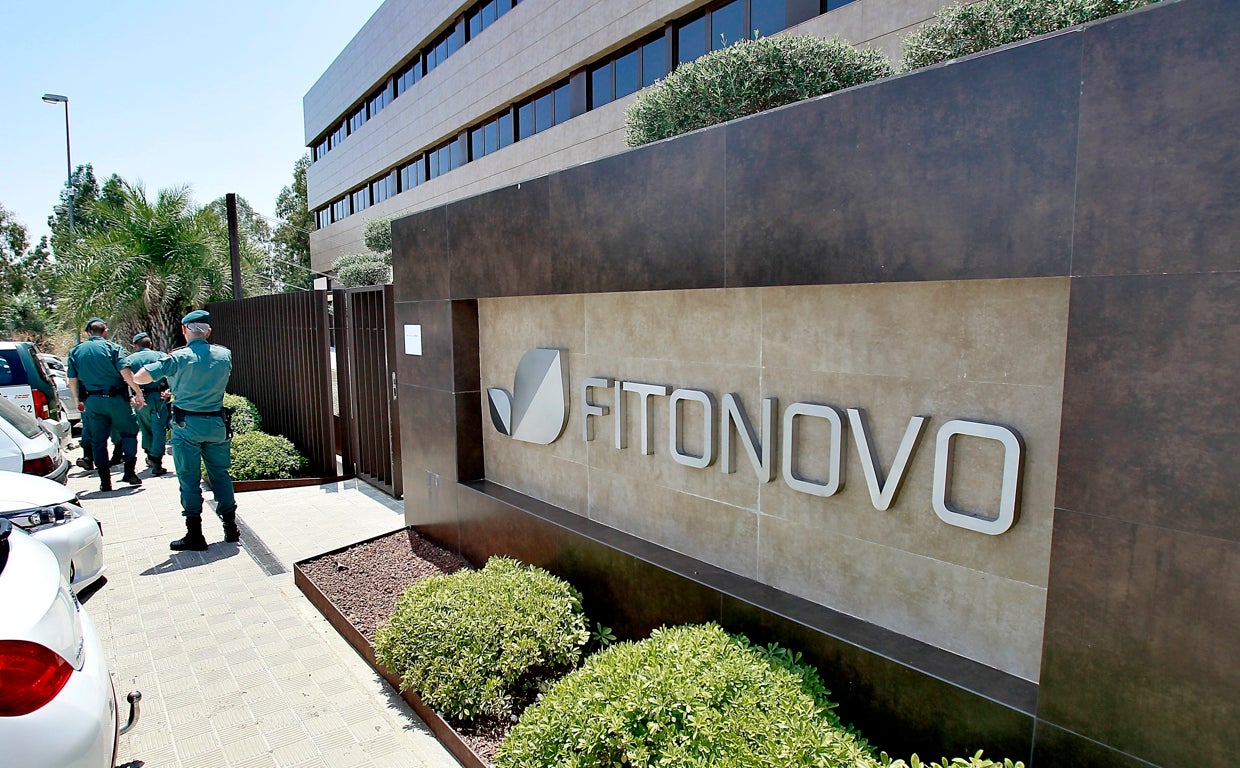 Registro de la Guardia Civil en la sede de FItonovo en el año 2013, al inicio de la investigación de la juez Alaya