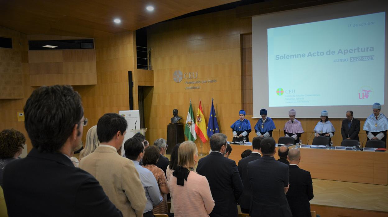 El Centro de Estudios Universitarios Cardenal Spínola CEU inaugura el curso académico 2022/2023