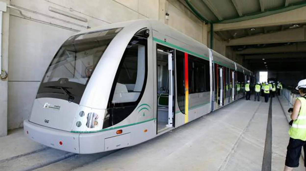 'Sevilla quiere metro' pide la intercesión del Rey para el proyecto de la red de suburbano